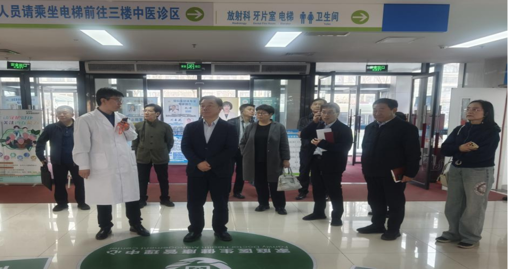 区人大教科文卫委调研医疗卫生强基工程实施情况