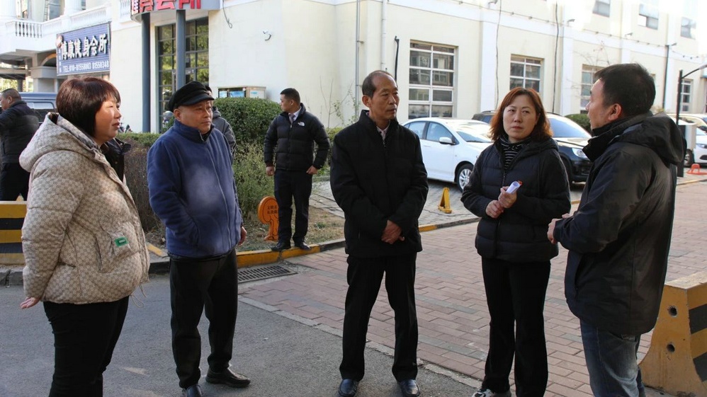 区人大常委会副主任程卫民赴杨庄街道开展"主题教育"专题调研